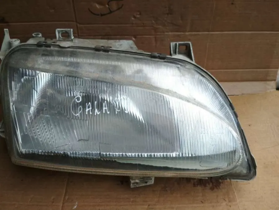 Фара правая Ford Galaxy 1 поколение