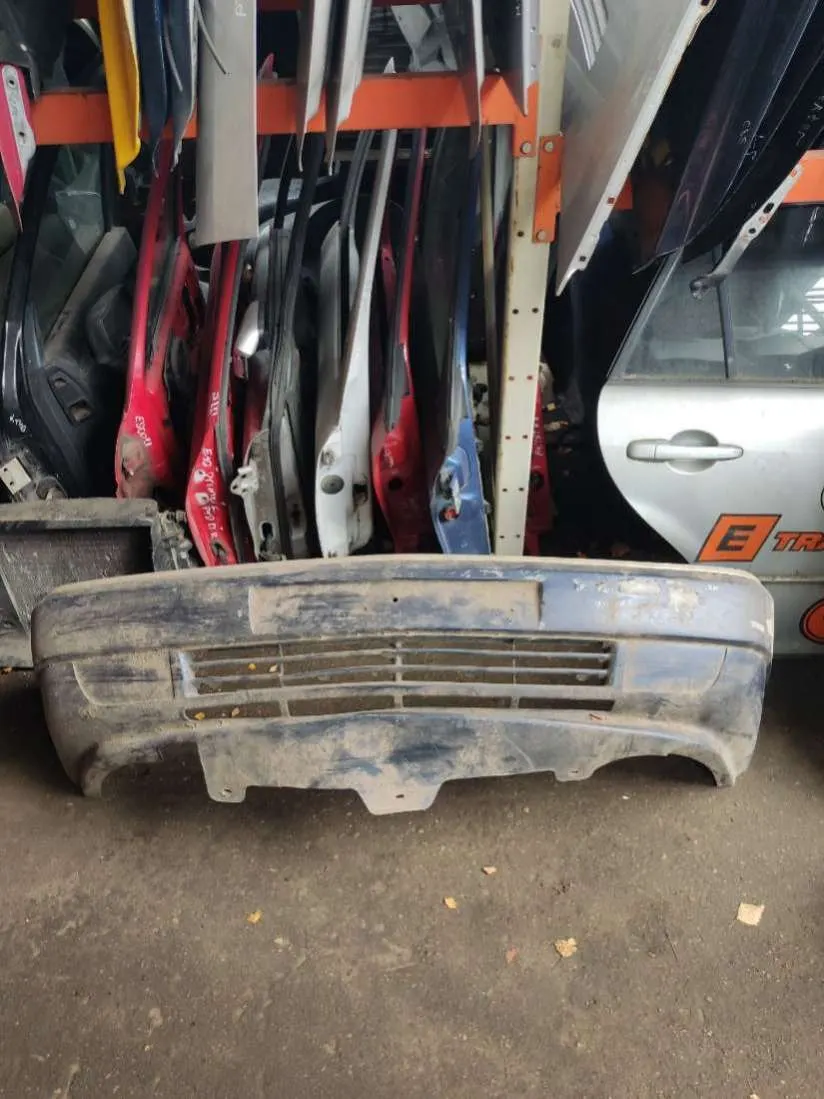 бампер передний Citroen Xantia 1 поколение
