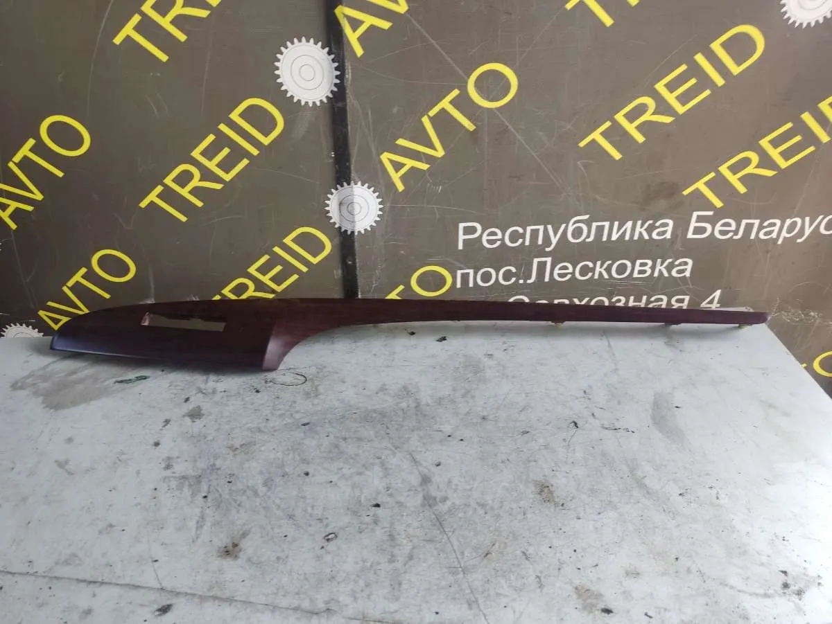Накладка декоративная на торпедо Toyota Sienna 3 поколение