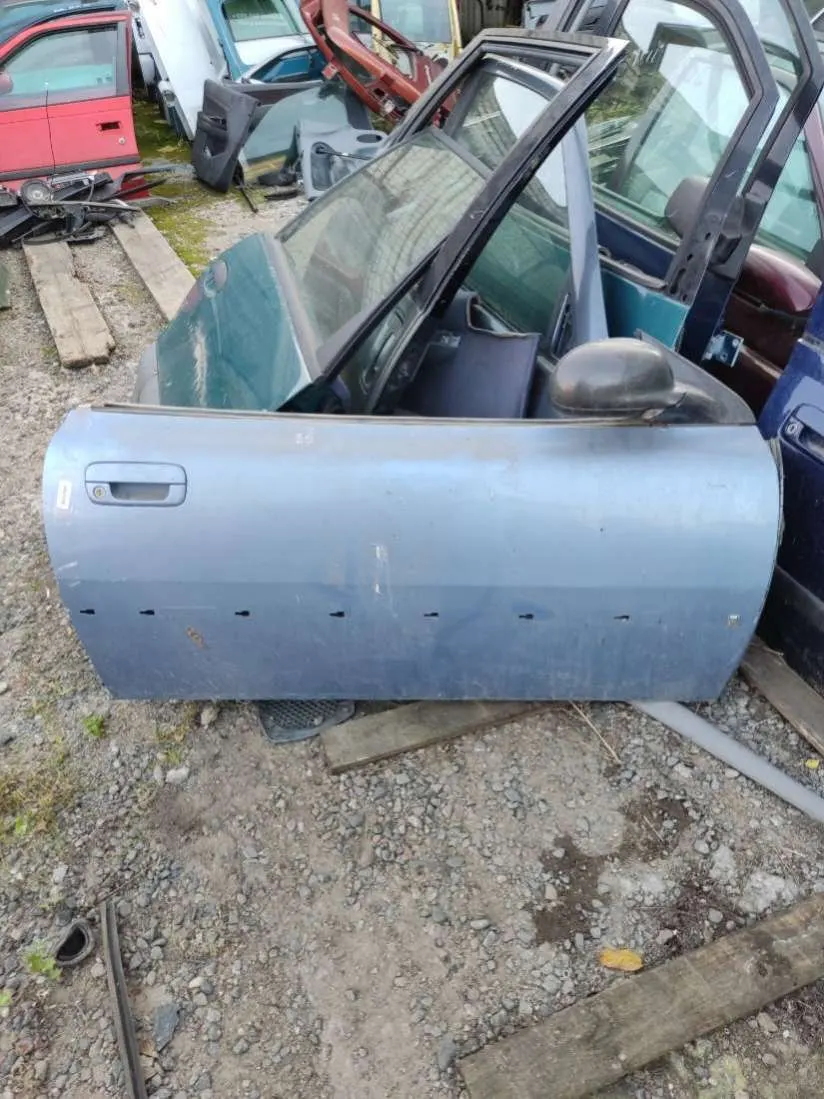 Дверь передняя правая Peugeot 406 1 поколение
