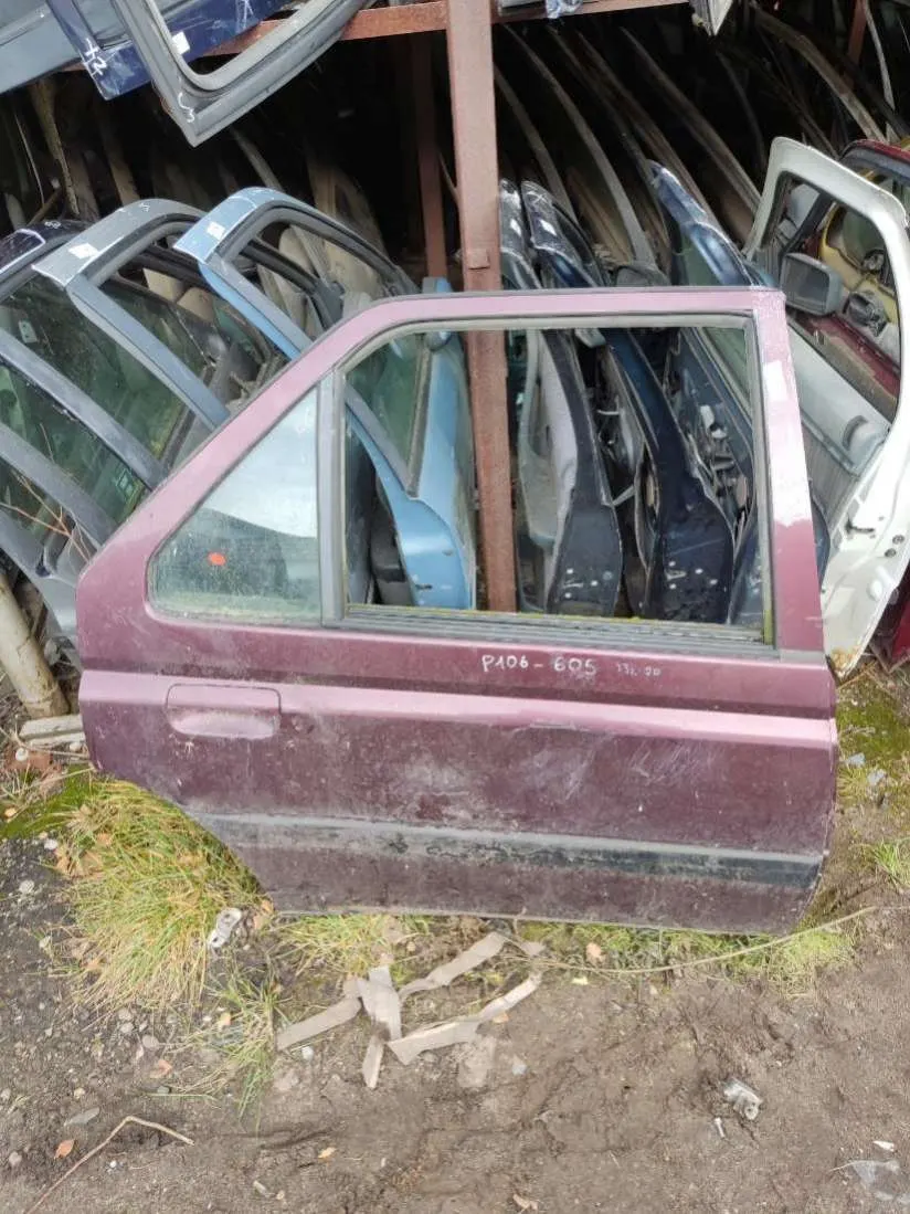Дверь задняя правая Peugeot 605 1 поколение