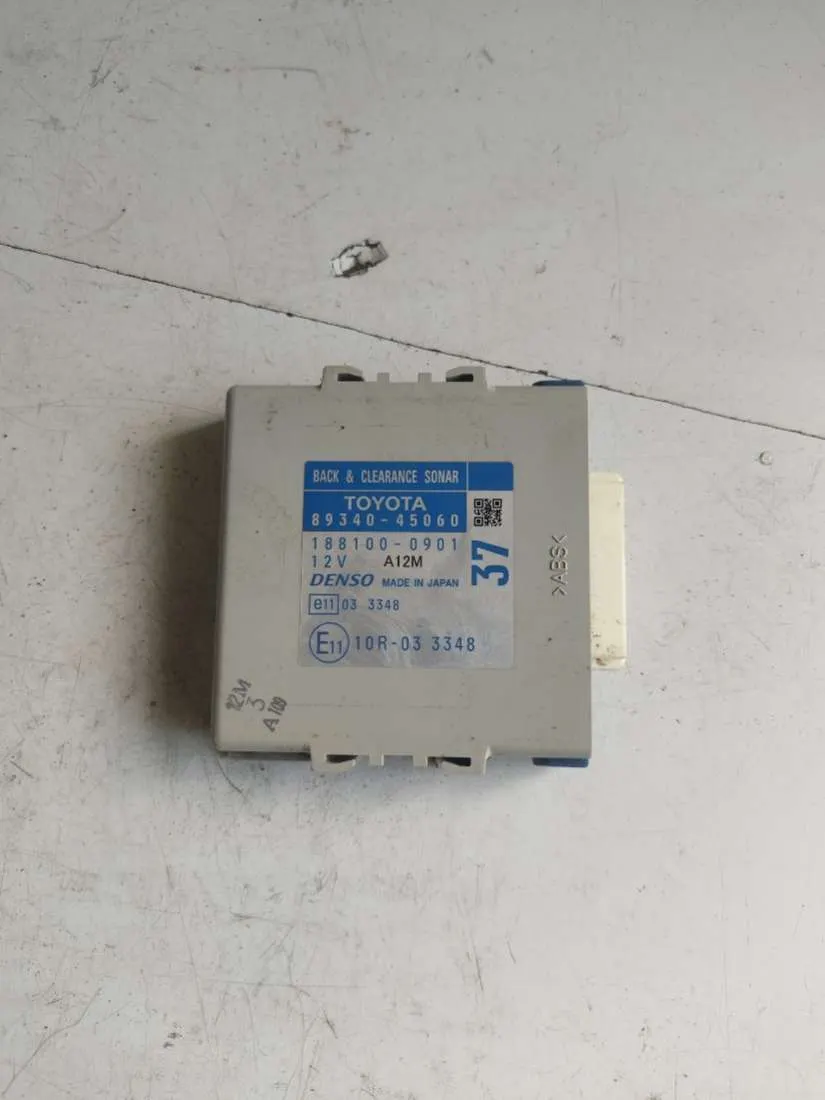 блок комфорта Toyota Sienna 3 поколение 8934045060