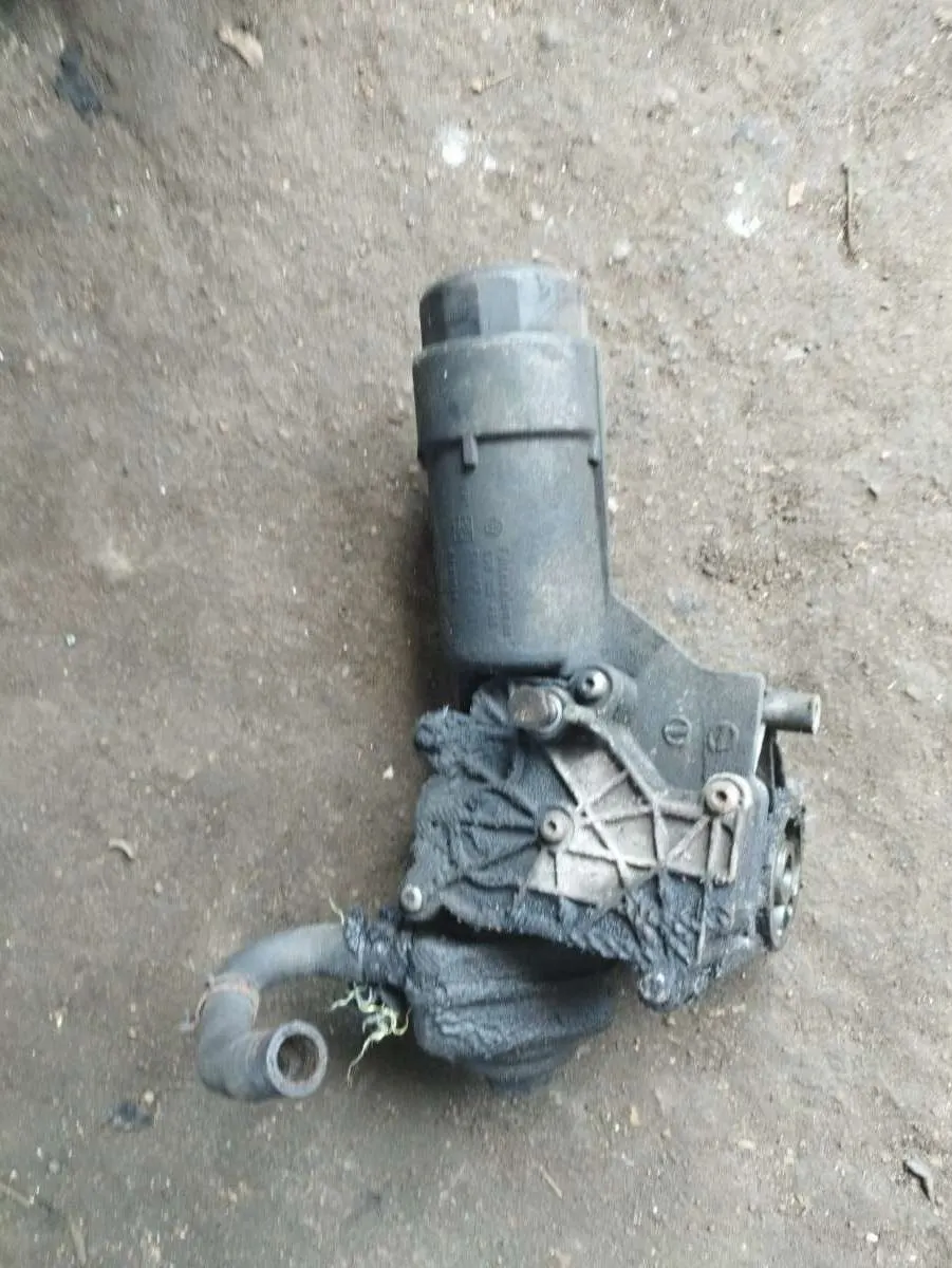Корпус масляного фильтра в сборе Volkswagen Crafter 038115466 — фото 2