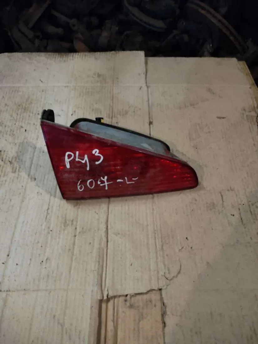Фонарь крышки багажника левый Peugeot 607 1 поколение