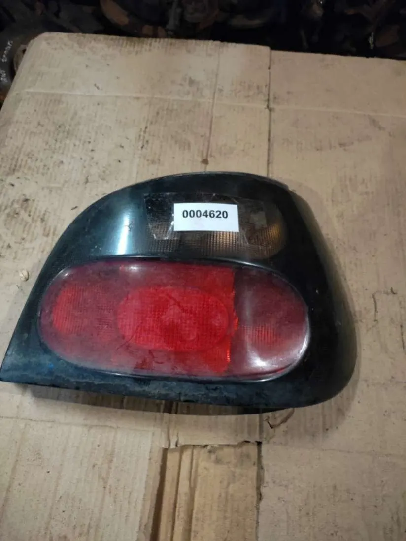 Фонарь задний правый Renault Megane 1 поколение