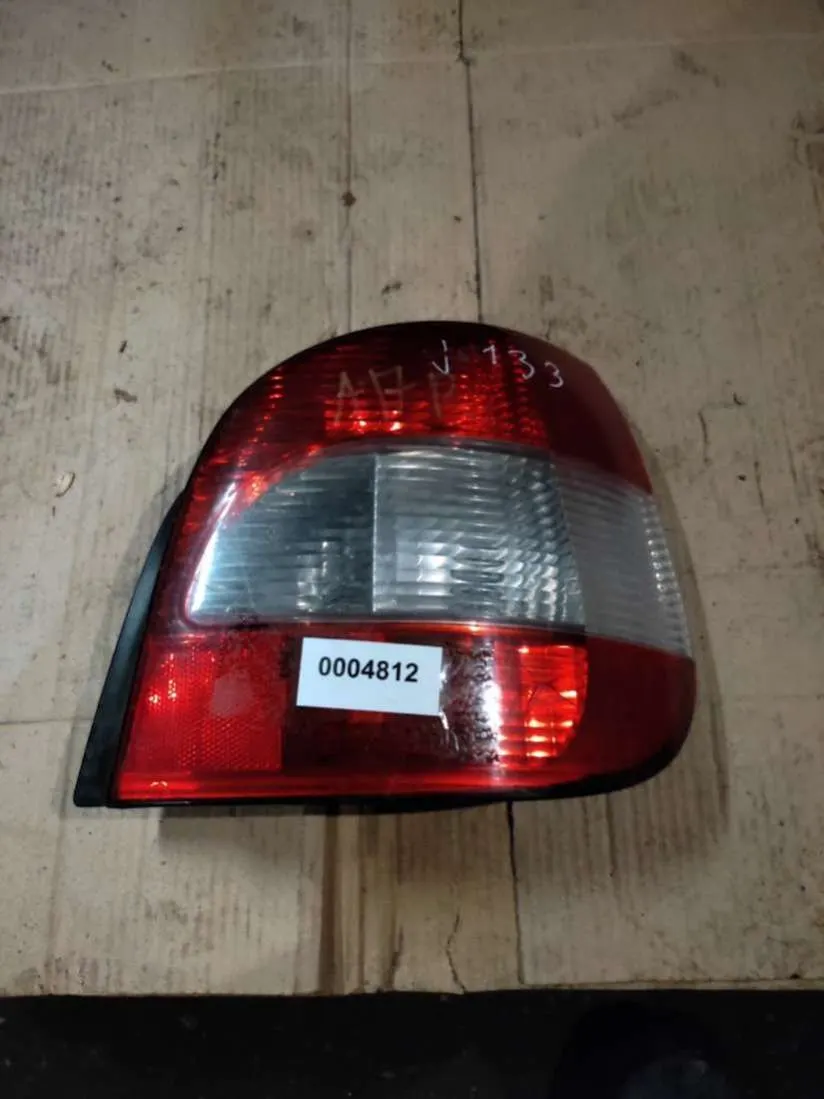 Фонарь задний правый Renault Scenic 1 поколение [рестайлинг]