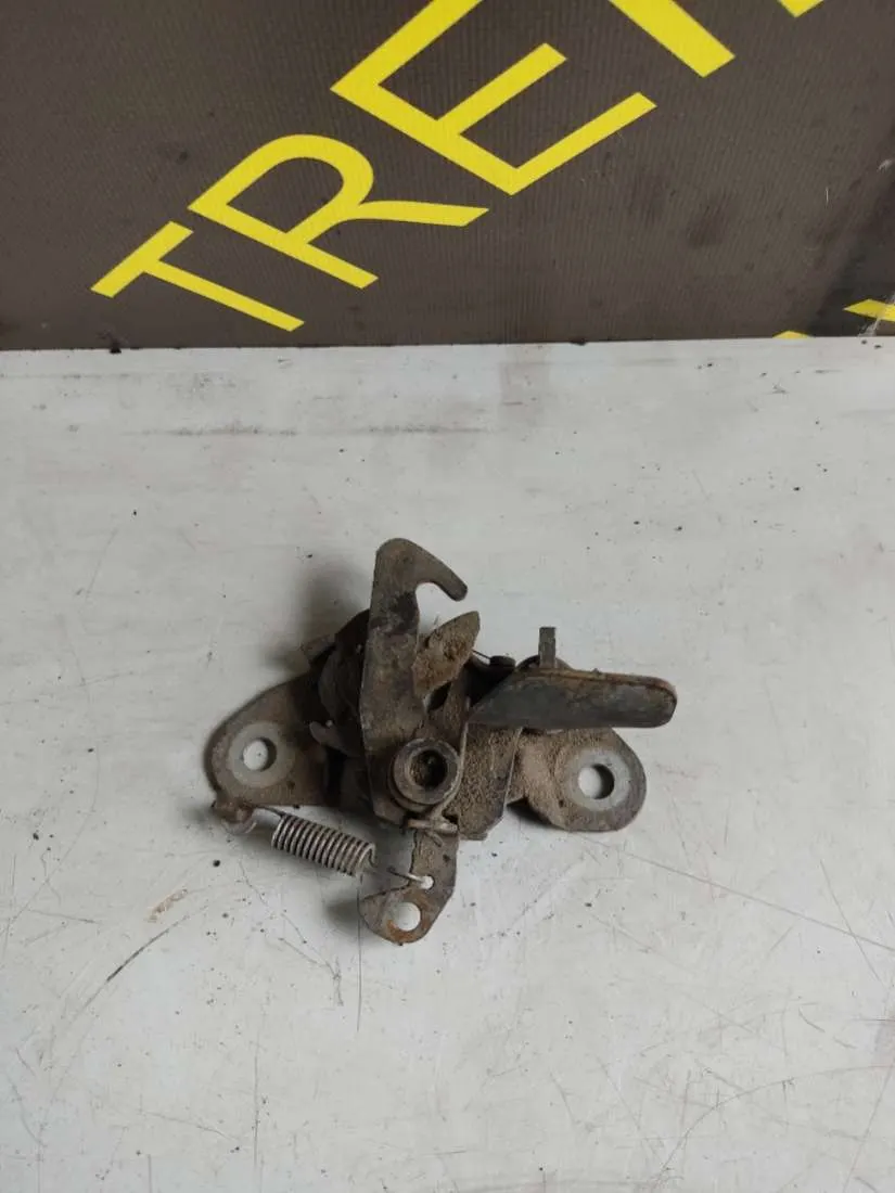 замок капота Peugeot 206 1 поколение