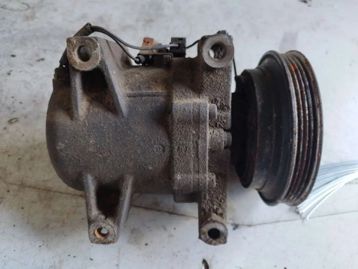 компрессор кондиционера Nissan Primera 1 поколение 926002J003
