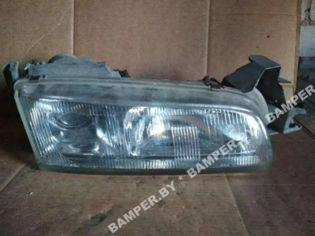 Фара правая Mazda 626 3 поколение (GD)