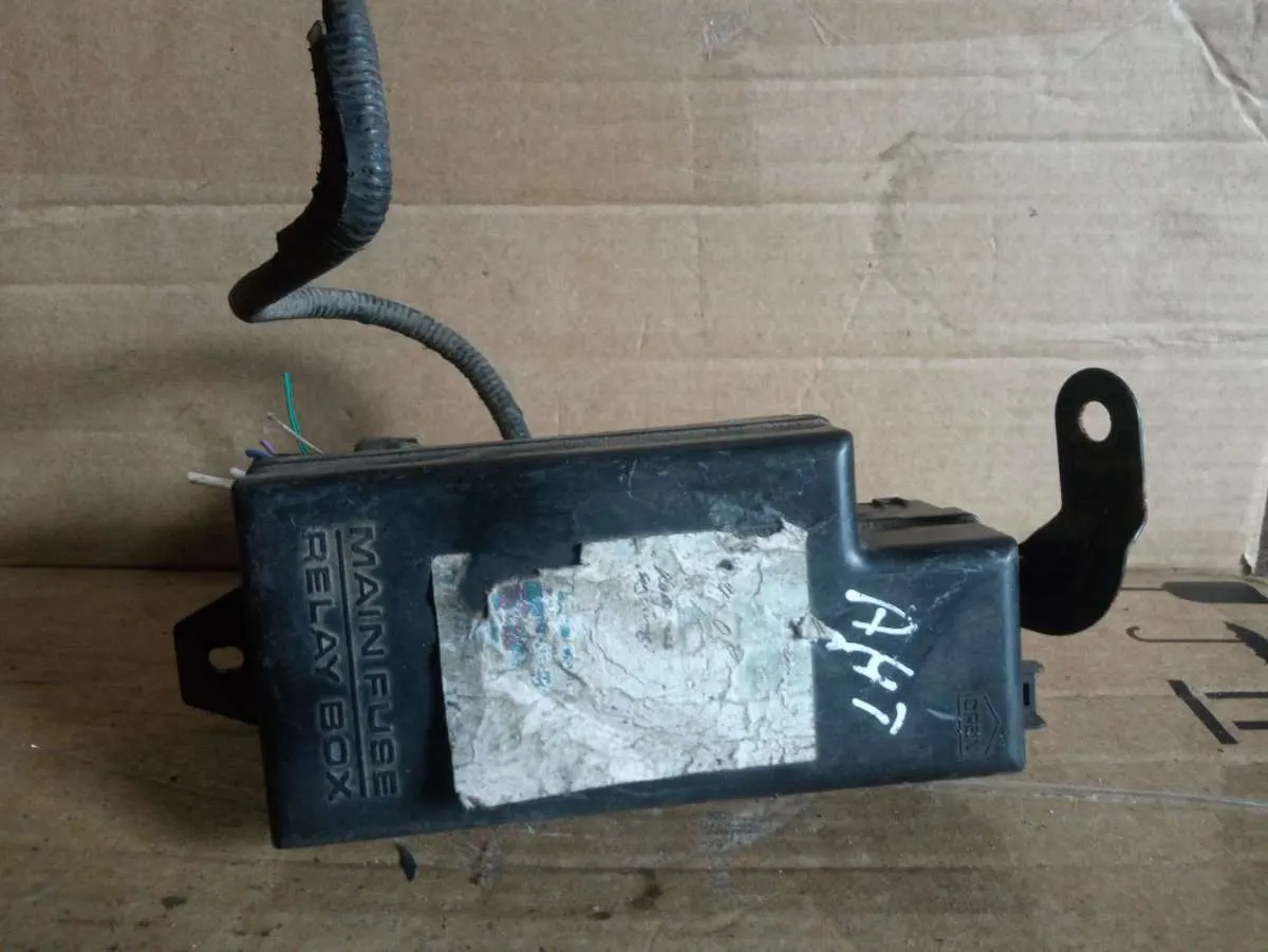 блок реле Subaru Outback 2 поколение Артикул IMP-260602-07593