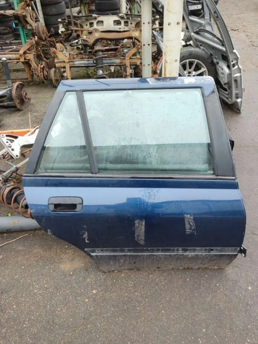 Дверь задняя правая Peugeot 406 1 поколение