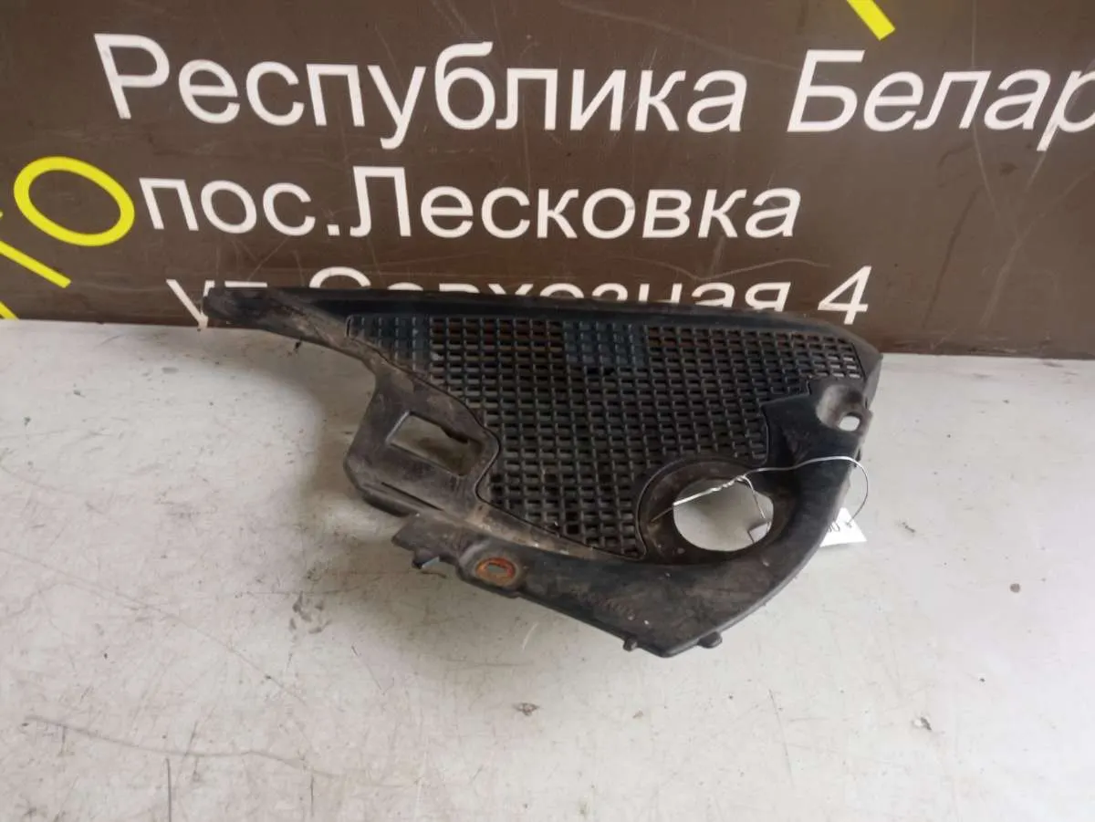 Решетка стеклоочистителя (Дождевик) Renault Scenic 3 поколение