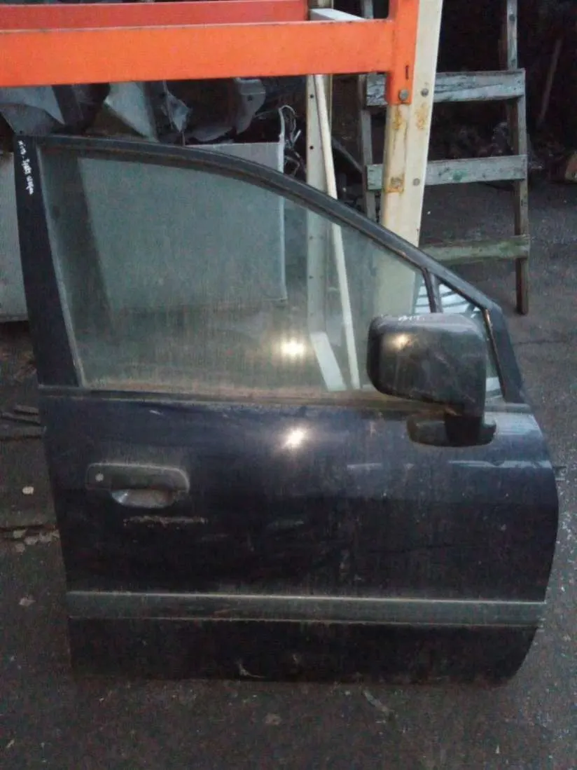 Дверь передняя правая Mitsubishi Space Wagon 3 поколение