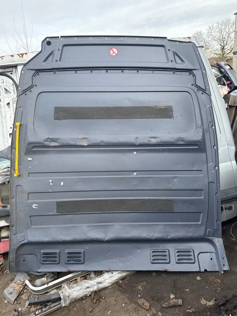 перегородка грузового (пассажирского) отсека Mercedes-Benz Sprinter