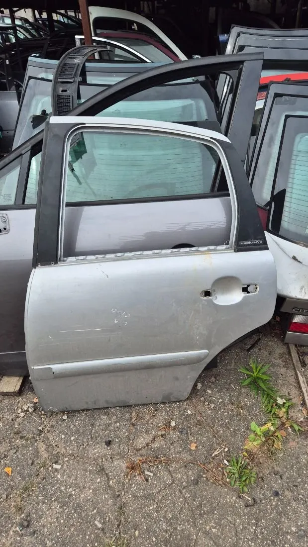Дверь задняя левая Citroen C3 1 поколение