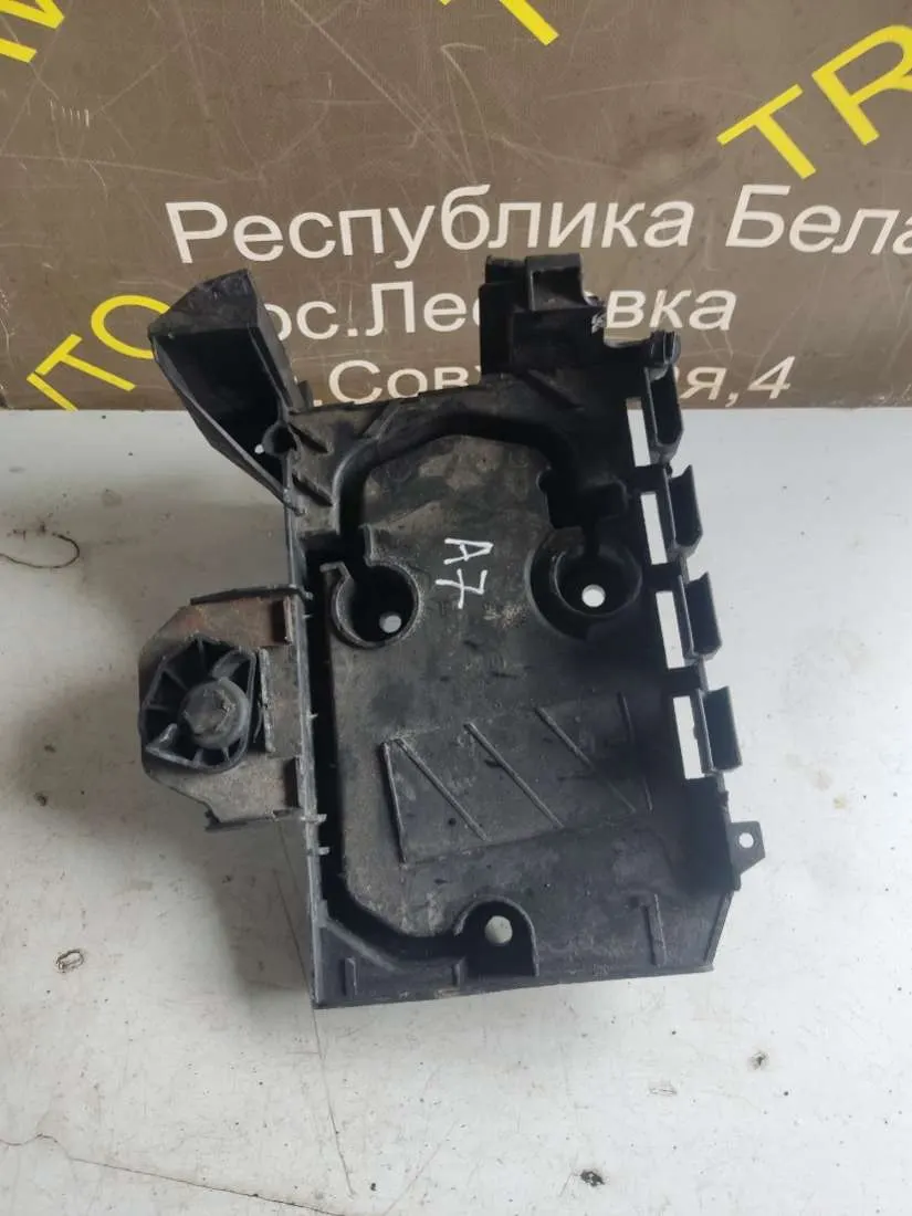 полка аккумулятора Citroen C5 1 поколение