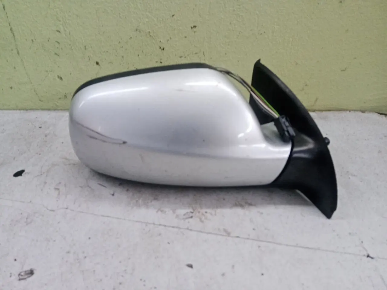 Зеркало правое Peugeot 307 1 поколение