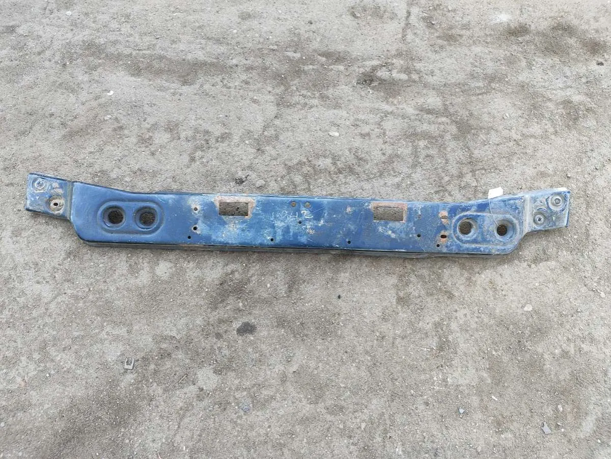 балка под радиатор Ford Transit