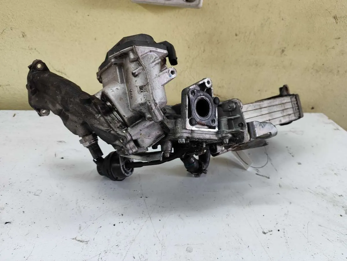 Корпус EGR Mercedes-Benz Sprinter