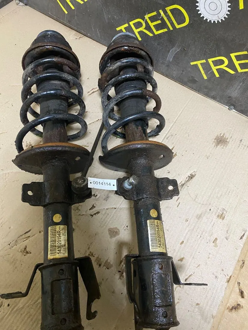 Стойка амортизатора передняя Renault Duster 1 поколение 543020194R — фото 5