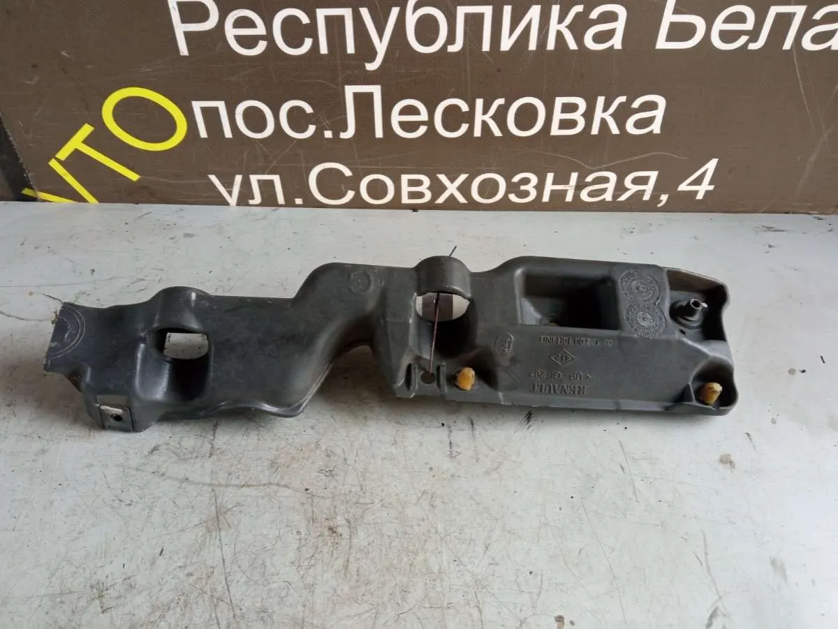 Кронштейн крепления крыла переднего левого Renault Scenic 3 поколение