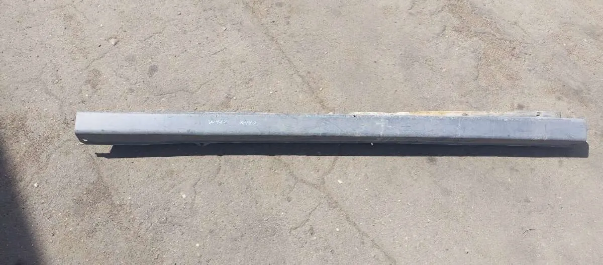Заглушка (решетка) в бампер задний Peugeot Boxer Артикул IMP-260602-09984