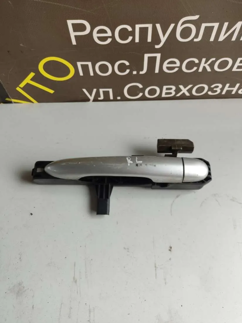Ручка наружная задняя левая Renault Laguna 2 поколение