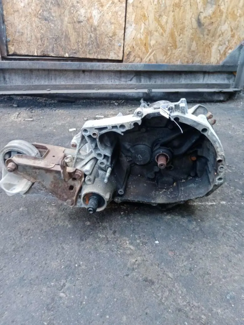 КПП (Коробка передач механическая) Renault Clio 1 поколение GB1