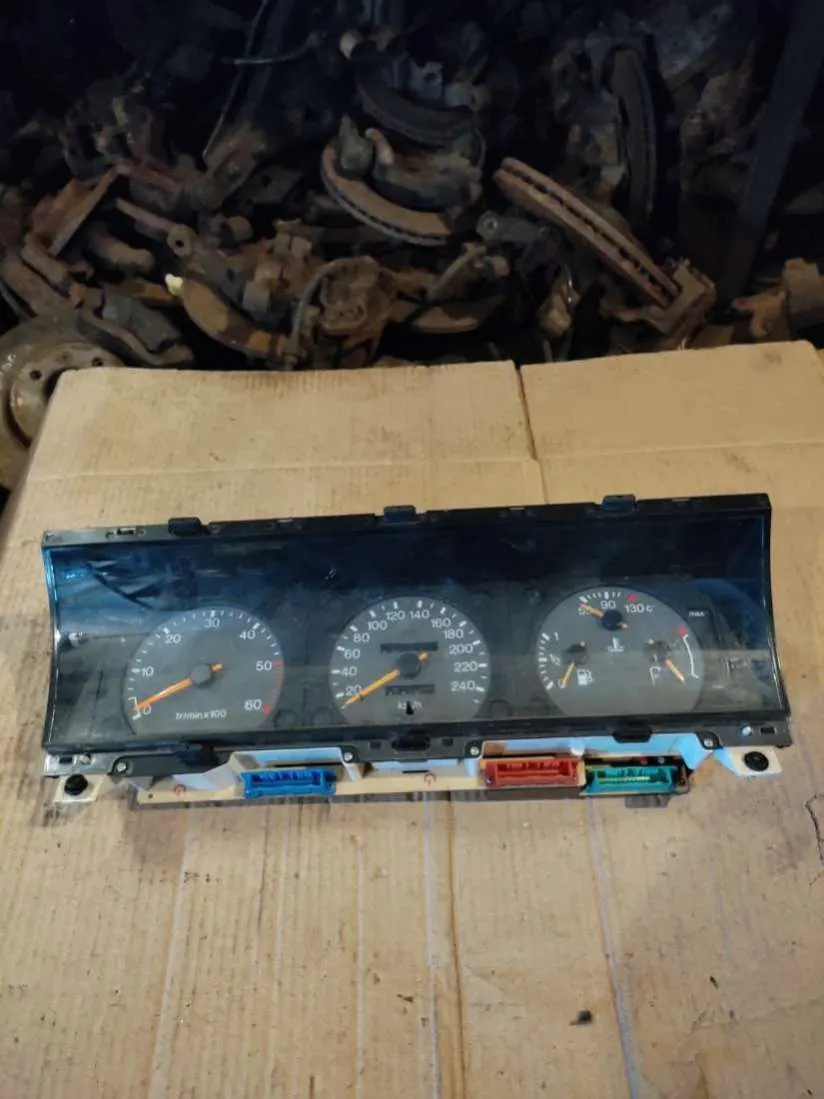 Щиток приборов (приборная панель) Citroen XM 2 поколение
