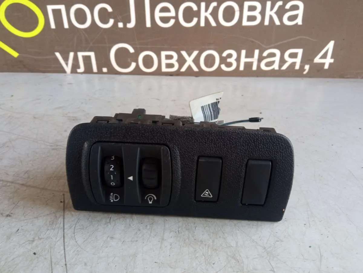 блок регулировки угла наклона фар Renault Scenic 3 поколение