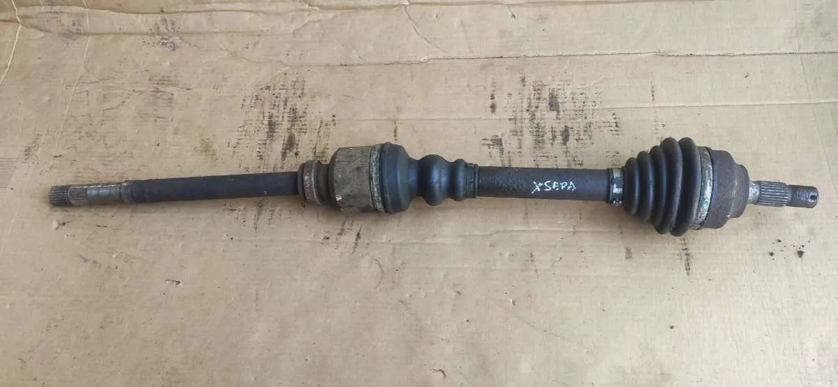 Полуось передняя правая (приводной вал, ШРУС) Citroen Xsara 1 поколение [рестайлинг]