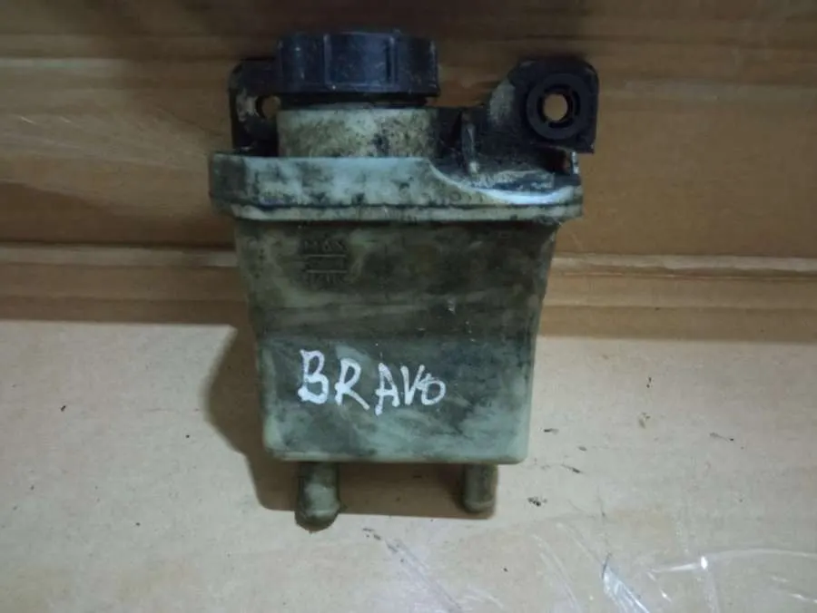 Бачок ГУР Fiat Bravo 1 поколение
