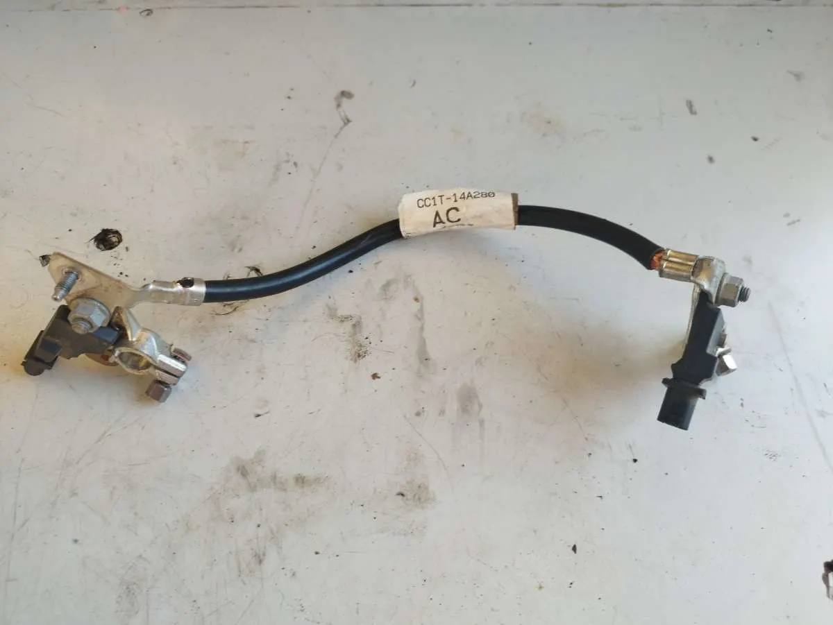Минусовой провод аккумулятора Ford Transit AV1T10C652AB
