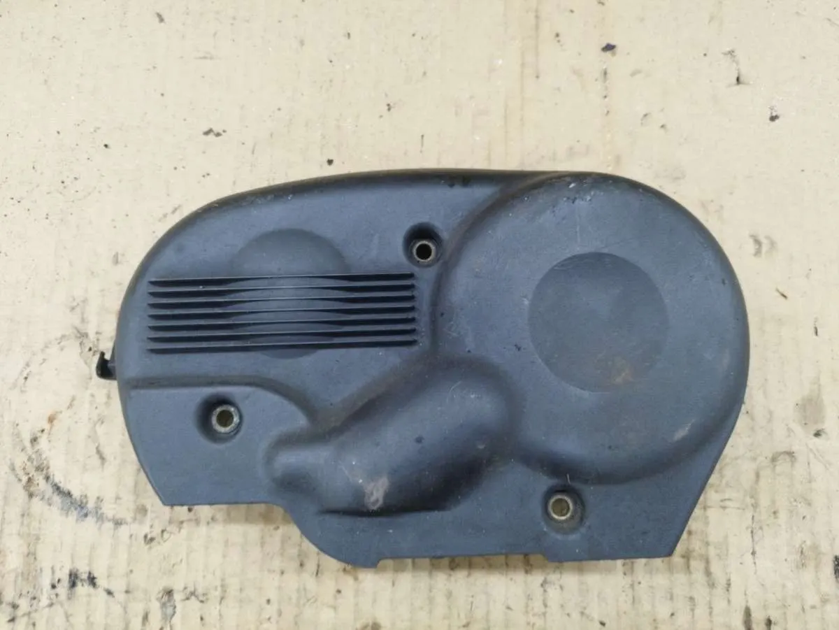 Защита ремня ГРМ (кожух) Opel Zafira A 90530913