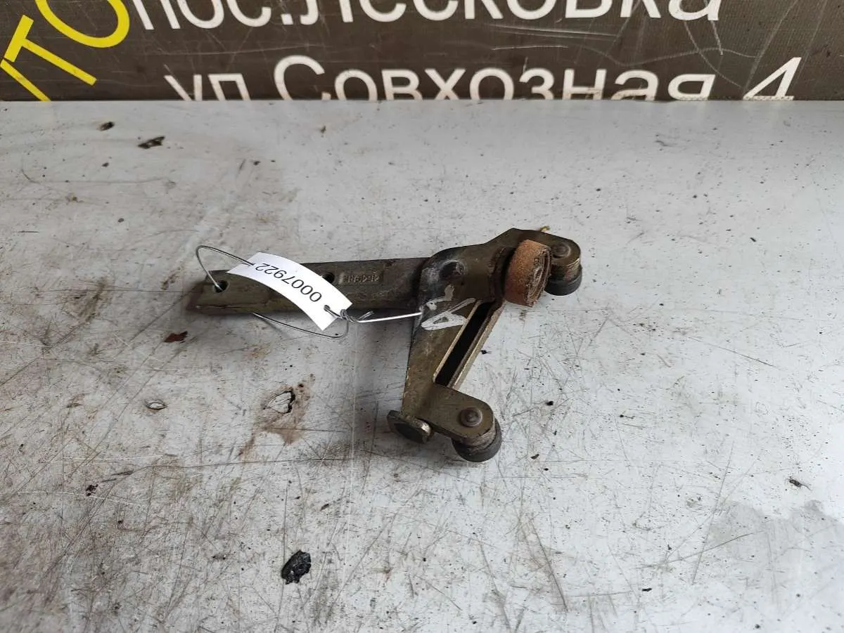 ролик двери сдвижной Mercedes-Benz Vito W638