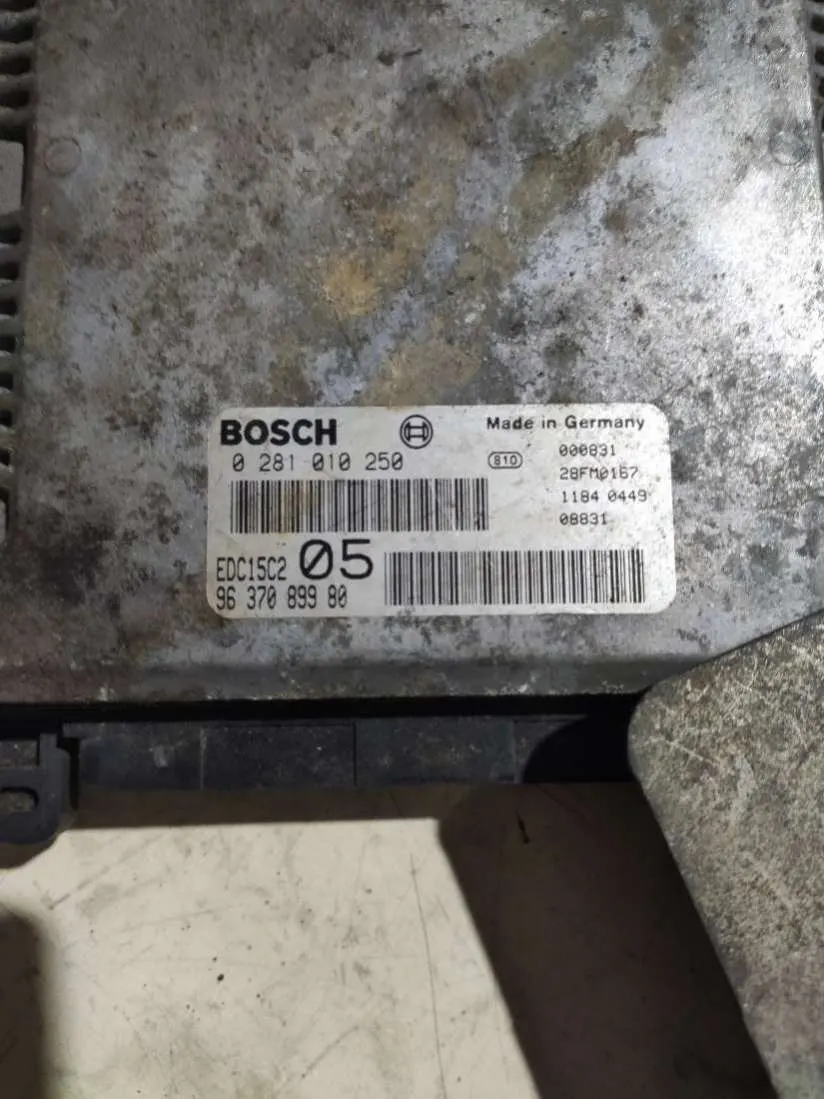 блок управления двигателем 9637089980 Peugeot 206 1 поколение Артикул IMP-260602-06052