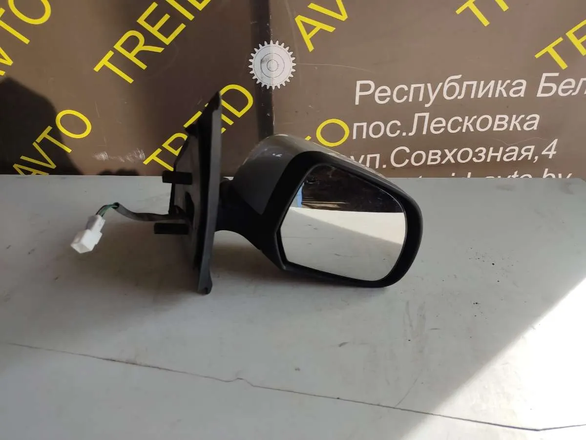 Зеркало правое Dacia Lodgy 1 поколение