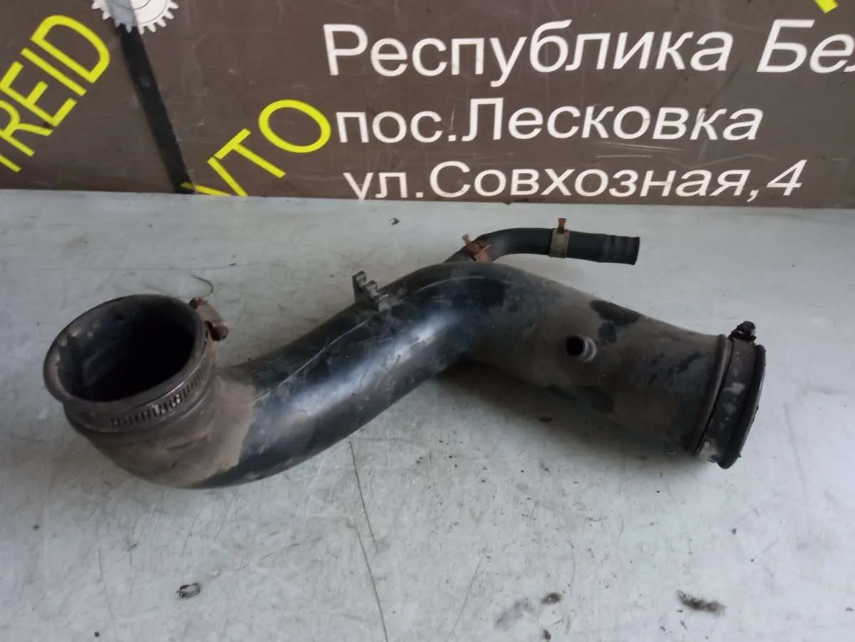 патрубок воздушного фильтра Nissan Serena C23 — фото 2