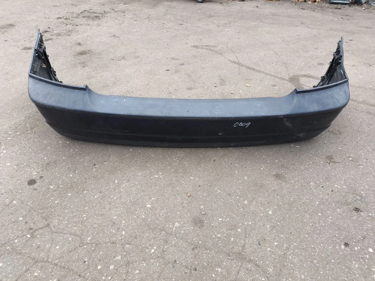 Заглушка (решетка) в бампер задний Volvo S80 1 поколение