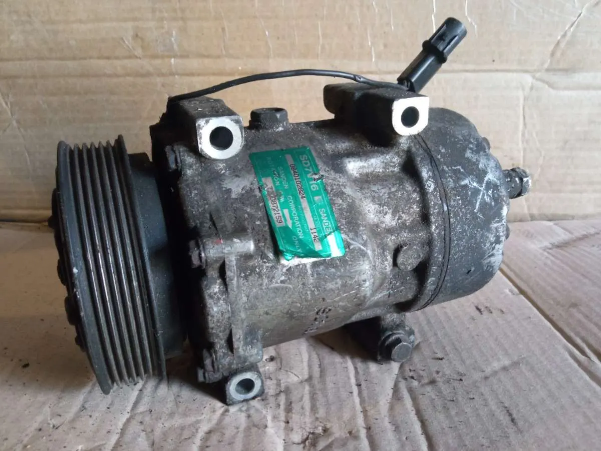 компрессор кондиционера Volvo S40 1 поколение SD7V16