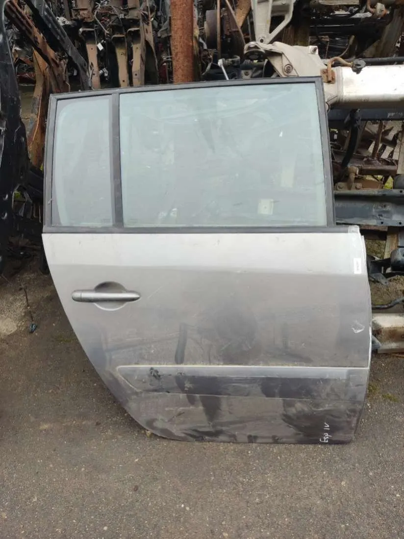 Дверь задняя правая Renault Espace 4 поколение