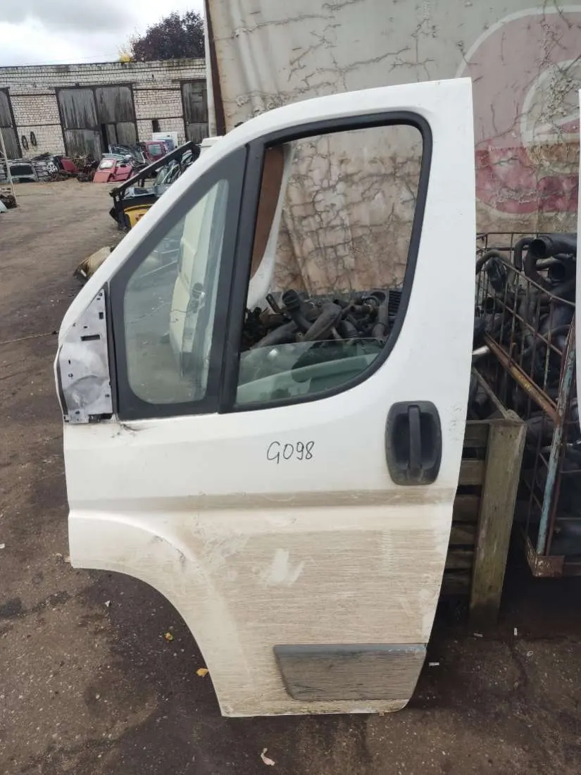 Дверь передняя левая Peugeot Boxer