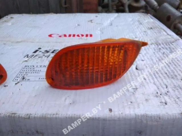 Поворотник левый Ford Focus 1 поколение