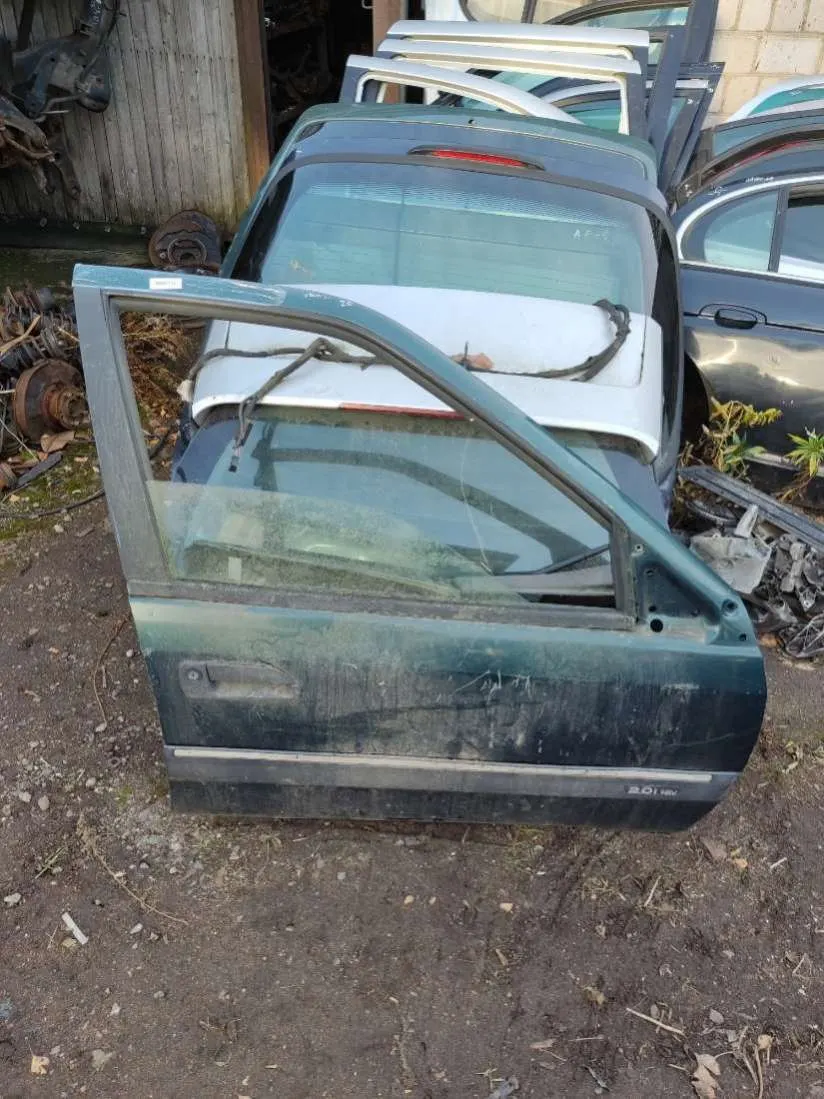 Дверь передняя правая Citroen Xantia 1 поколение