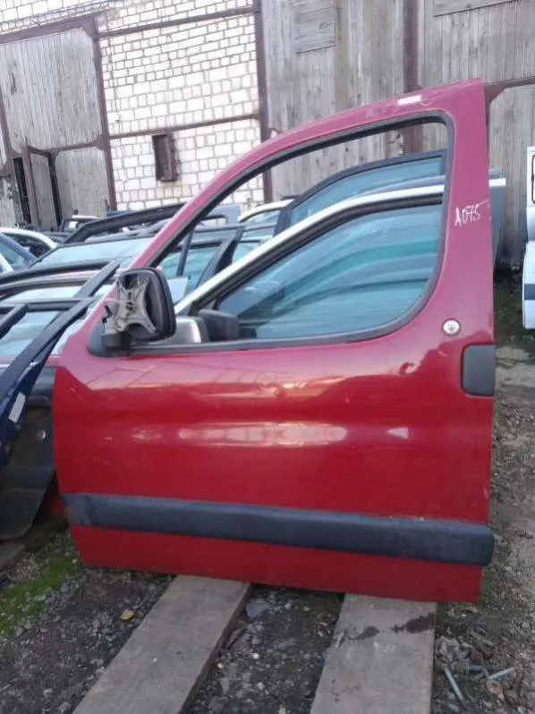 Дверь передняя левая Citroen Berlingo 1 поколение