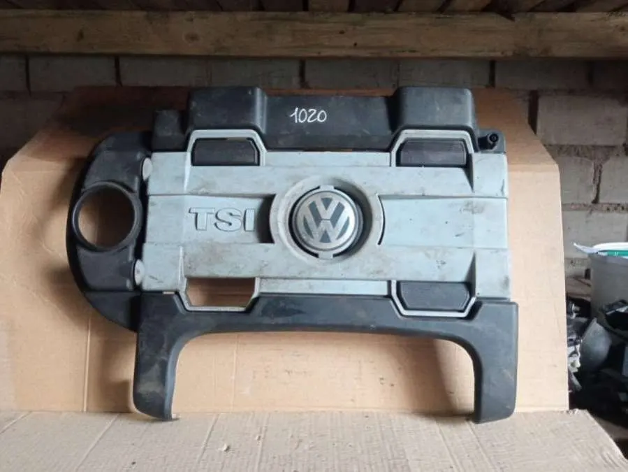 Крышка двигателя декоративная Volkswagen Touran 1 поколение 03C103925J