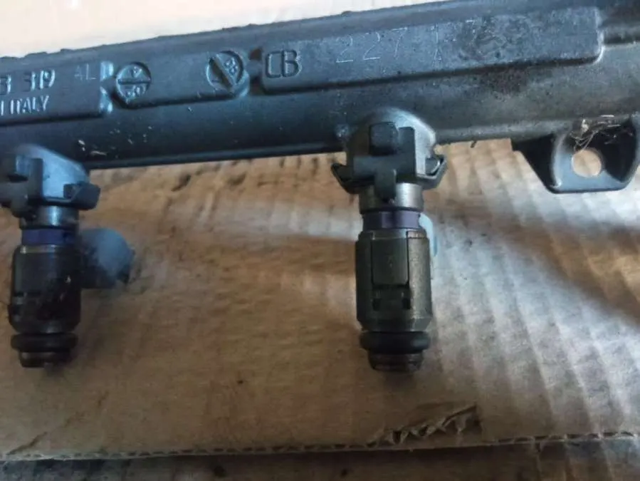 Форсунка бензиновая Volkswagen Golf 4 поколение Артикул IMP-260602-03929