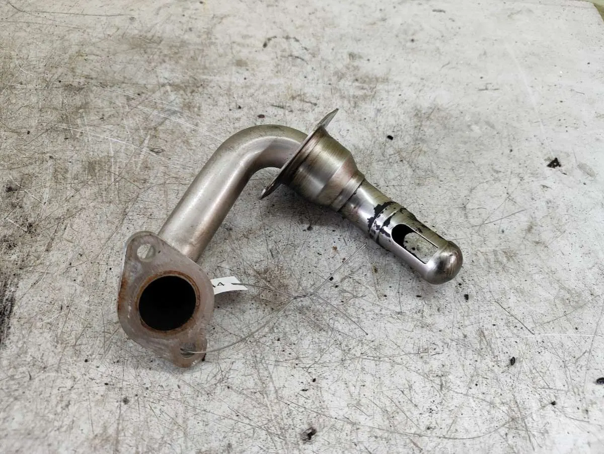 патрубок (трубка) EGR Mercedes-Benz Sprinter 6511402208