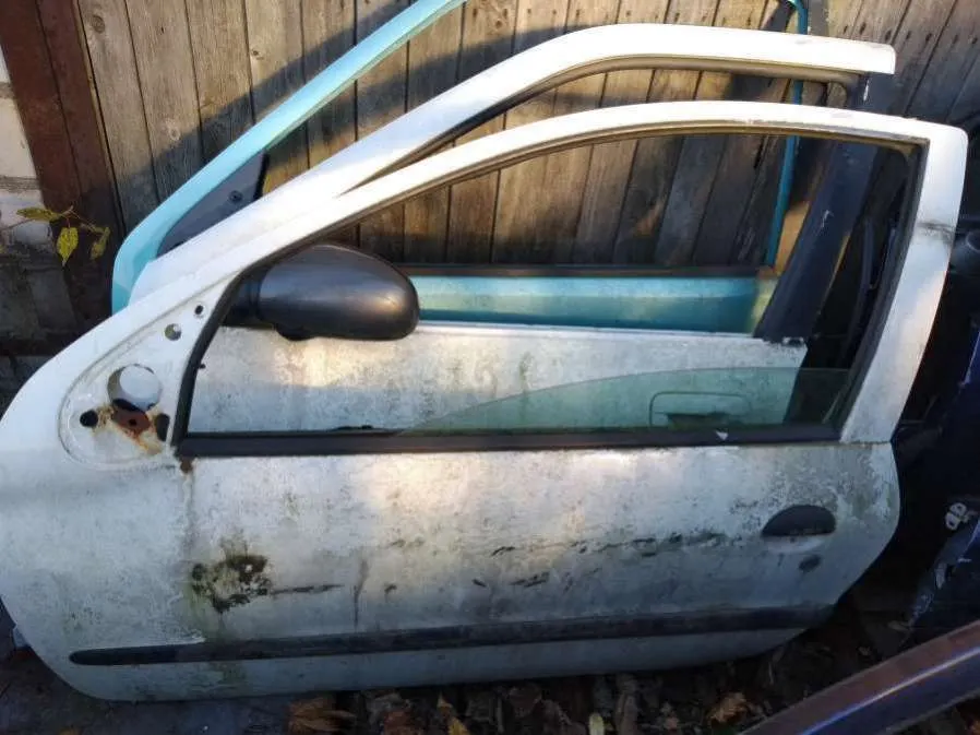 Дверь передняя левая Peugeot 206 1 поколение