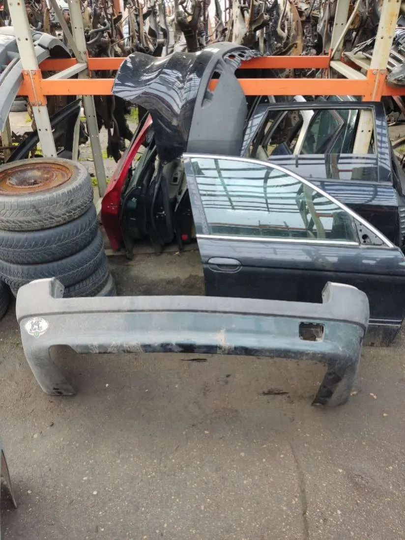 бампер задний Citroen Xantia 1 поколение